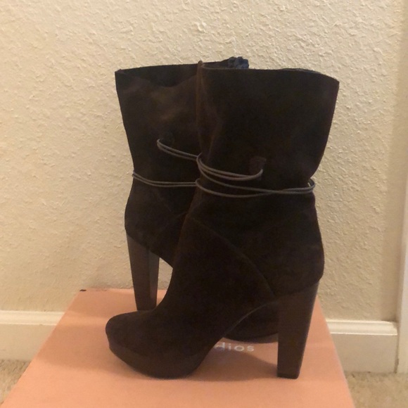 House of Harlow Brown Leather suede ankle boots - Picture 4 of 5